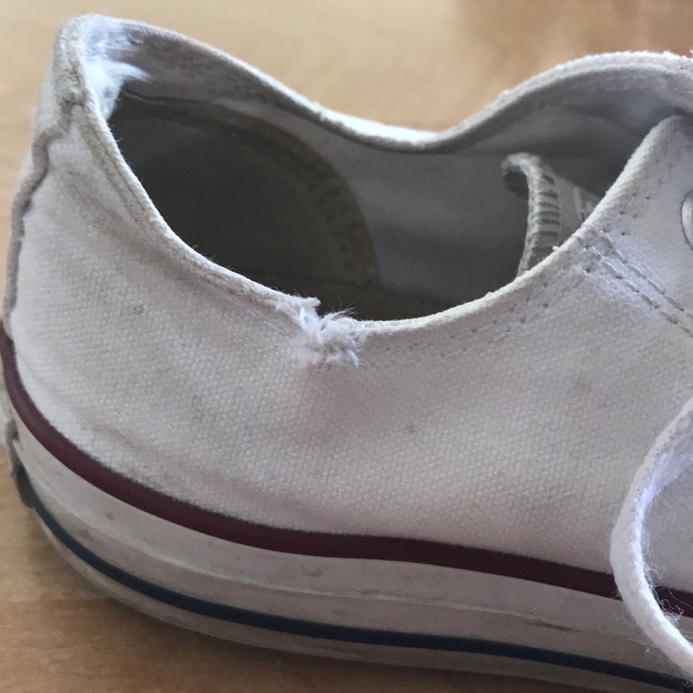 White Converse - Picture 2 of 4